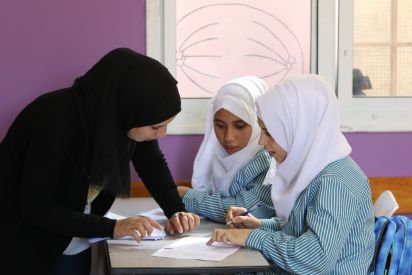 التعليم المهني للفتيات ينعكس على الاقتصاد الوطني 
